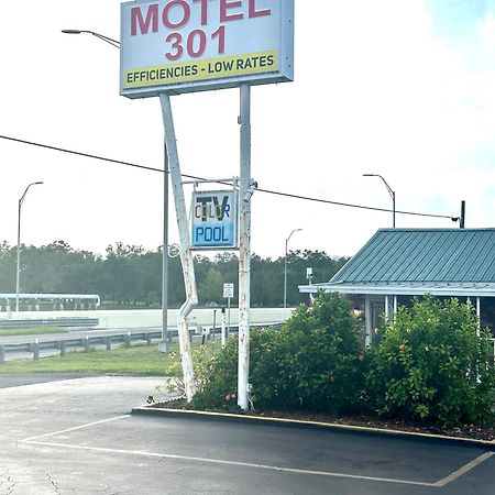 Motel 301 Orient Park Luaran gambar