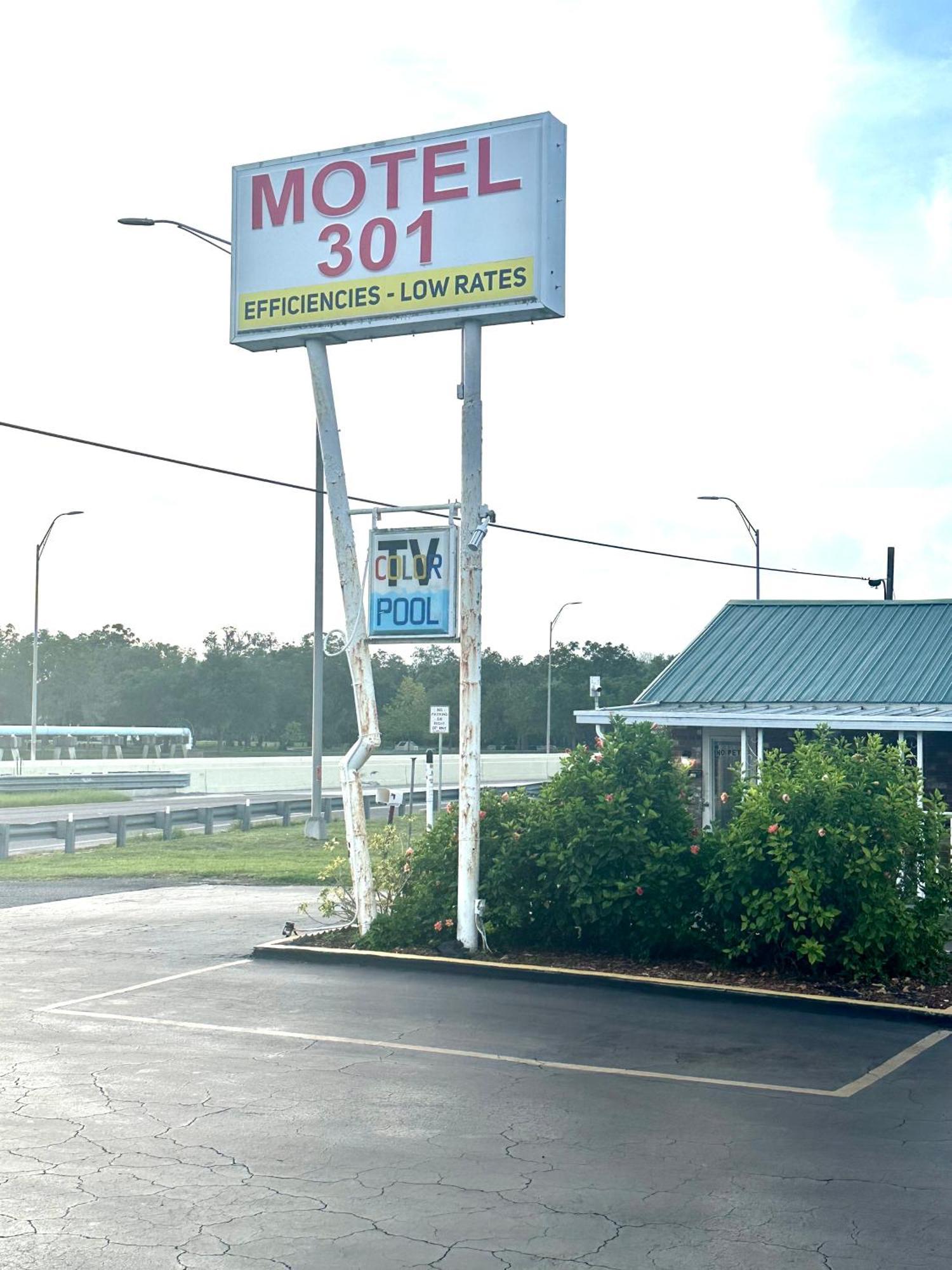 Motel 301 Orient Park Luaran gambar
